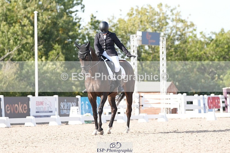 250906-161454-04988 - 049-Laura.ColeGavin.10