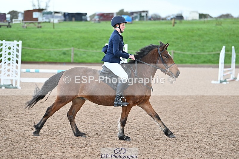 231029A-101250-02647 - 70cm Club and Schools