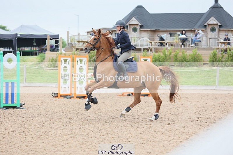 250524-130157-04891 - Cls 15 Snr Fox 1st Rnd