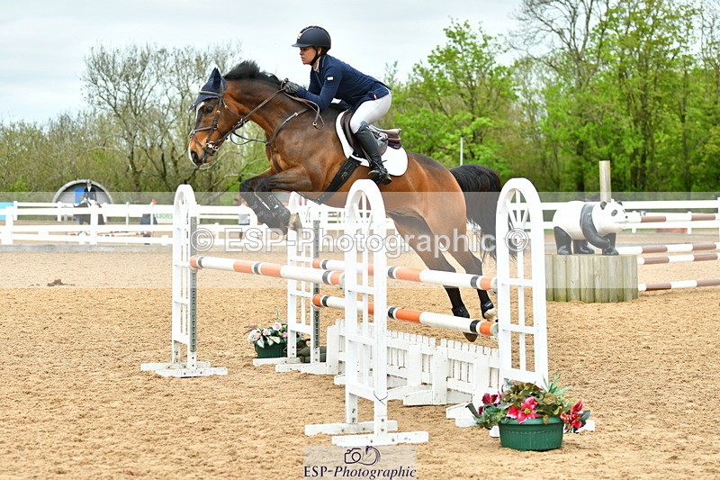 230507A-132810-08133 - Cls 43 1.05m Amateur Quali