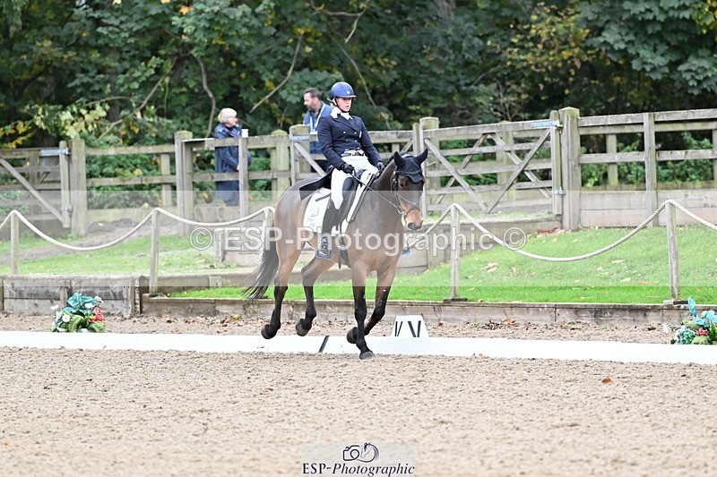 251022A-152733-00549 - B-112-Christina.Wiederkehr