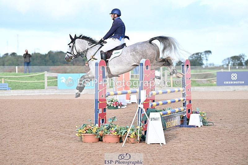 231014A-092320-03478 - Cls 17 Discovery & 1m Open