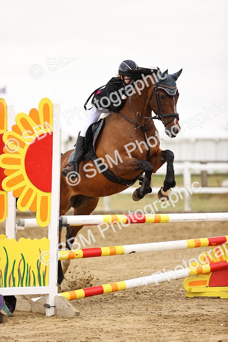 SBM_024823 - Class 9 - Senior British Novice - 90cm