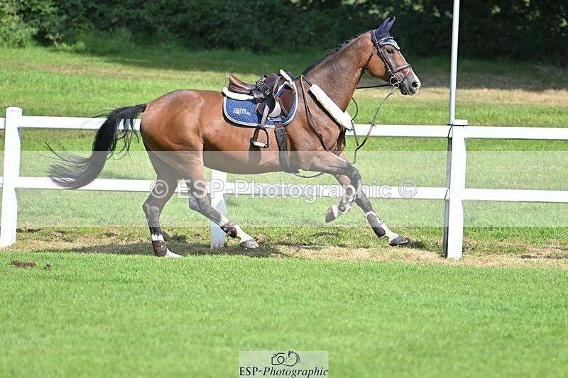 230909-122050-05449 - Cls 11 Snr Foxhunter & 1.20m Open