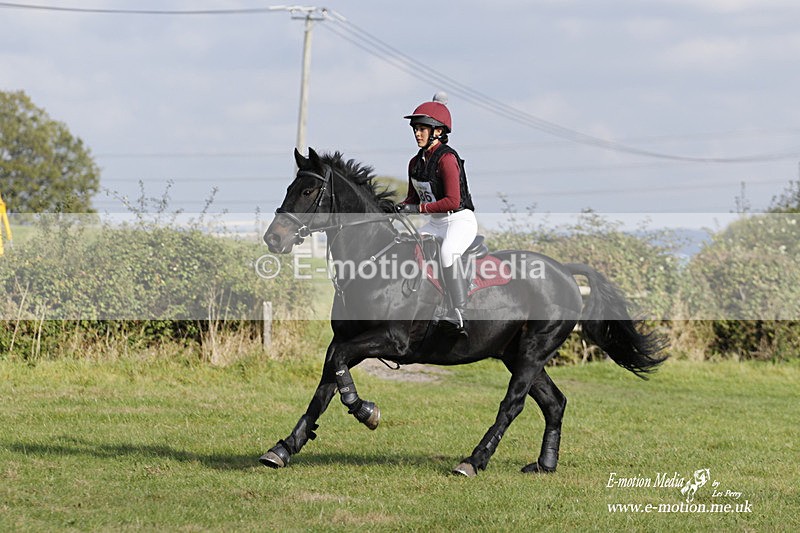  WWHT 171021 3285 - Intermediate (0.90m)  17/10/21