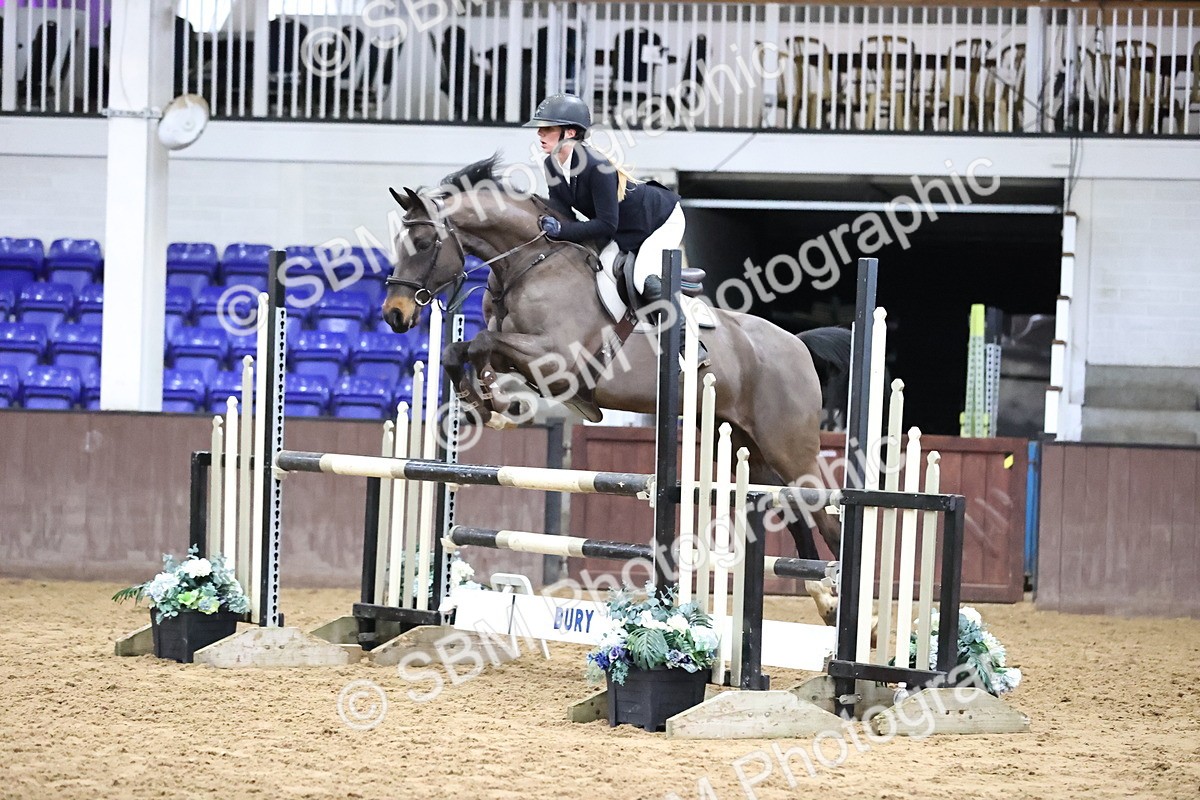 SBM_2235 - Class 8 - Nupafeed Supplements Senior Discovery/ 1m Open