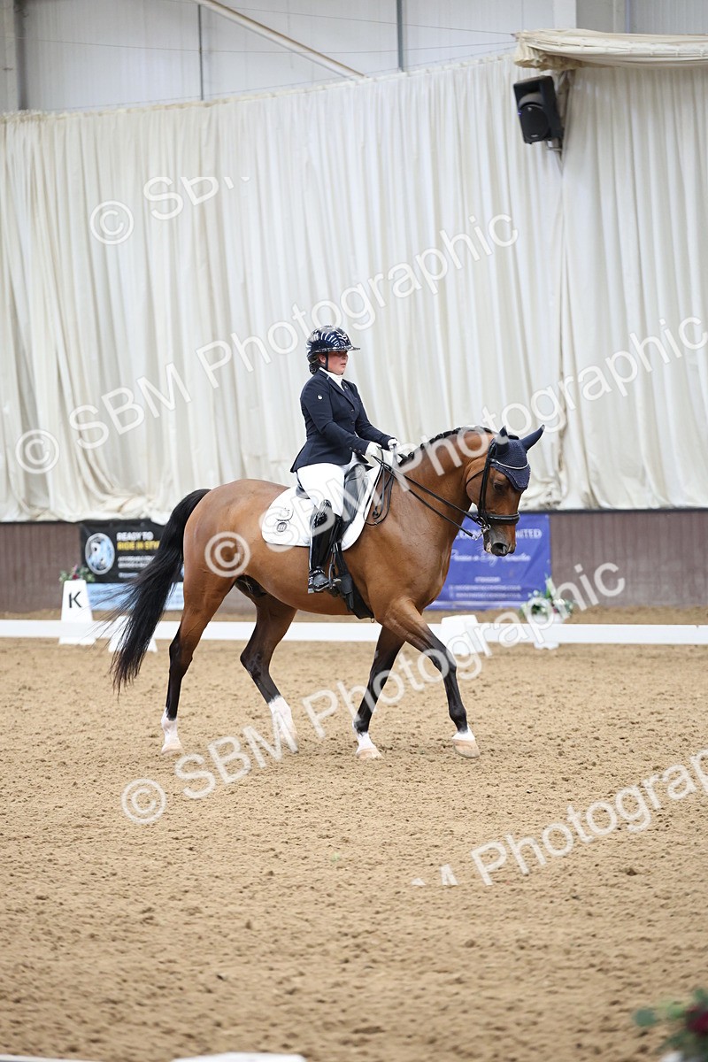 SBM_004060 - Class 8 - Advanced Medium 6 Silver