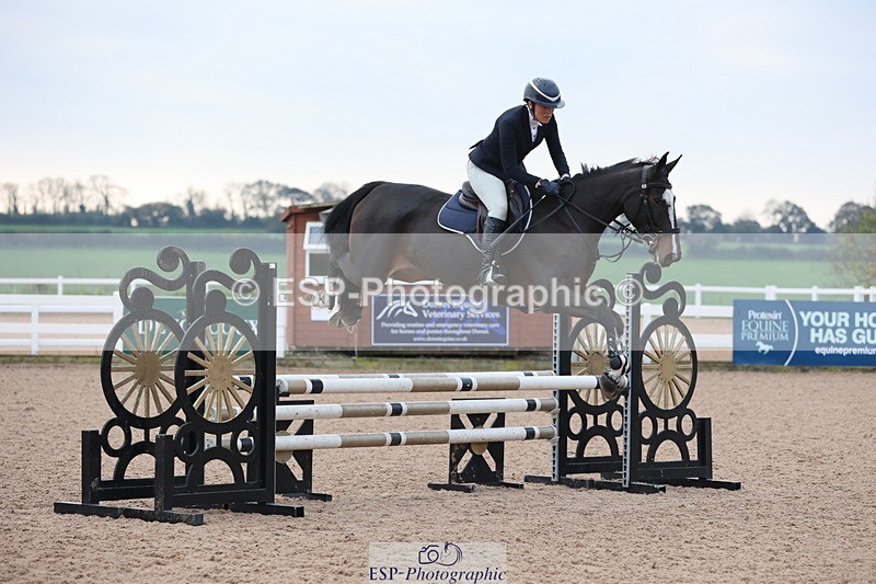 241101A-082002-00177 - FRI Cls 2 British Novice and 90cm Open