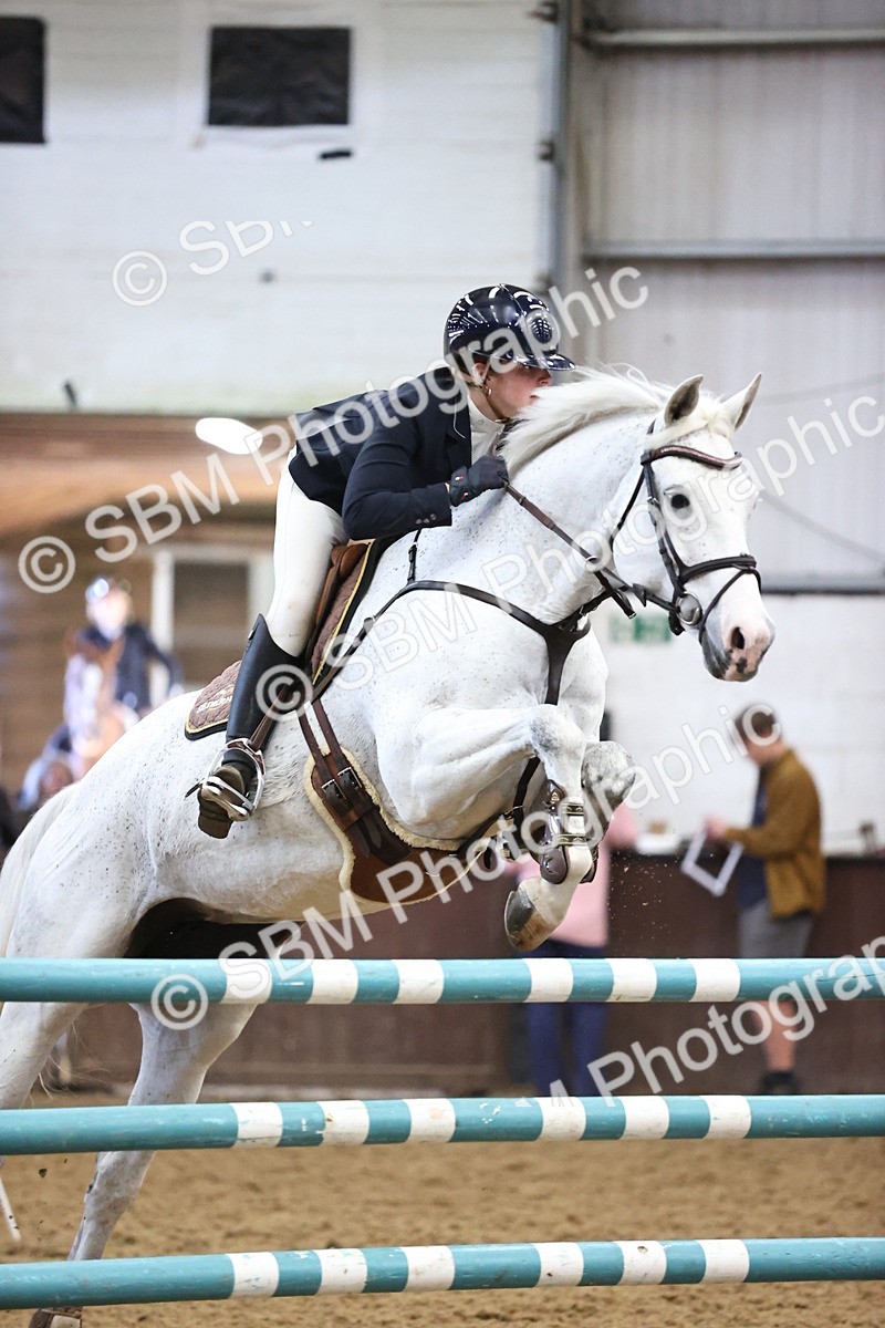 SBM_003527 - Class 11 - Senior Newcomers 1.10m