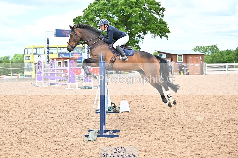 240608A-133942-02626 - Cls 4 Snr Newcomers and 1.10m Open