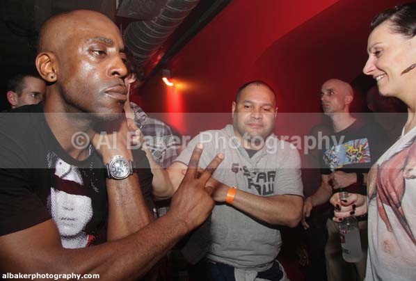 100 - Soul:ution vs Strange Fruit  28.05.10