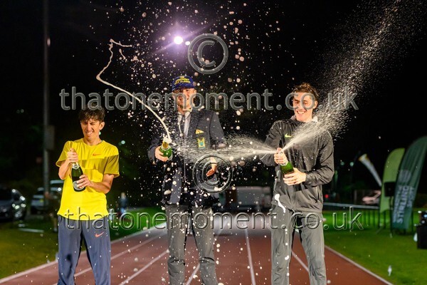 Monument25-911133 - Set Six