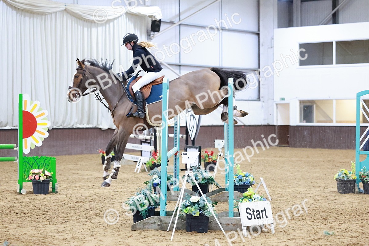 SBM_007742 - Class 24 - Nupafeed Supplements Senior Discovery/ 1m Open