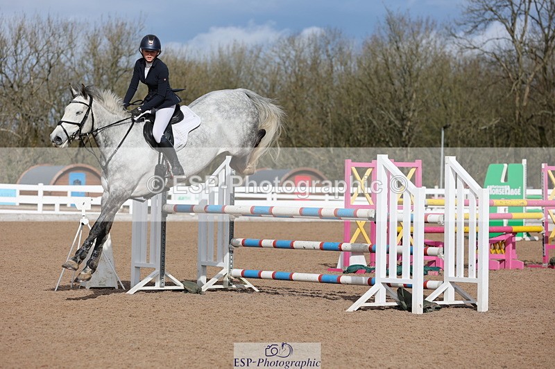 240223A-120526-01075 - Cls 4 Snr 1.05m Open