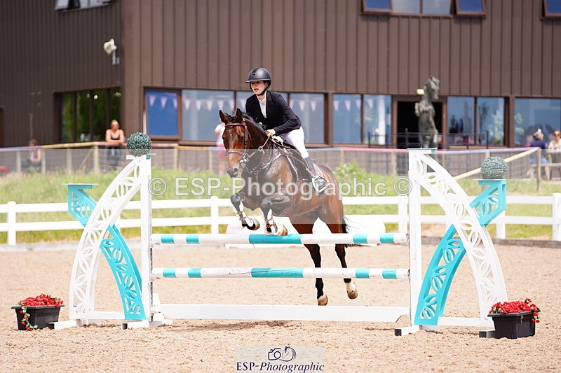 240629A-130118-05533 - Cls 18 Newcomers and 1m Open