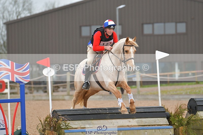 240203A-103058-00131 - 70cm