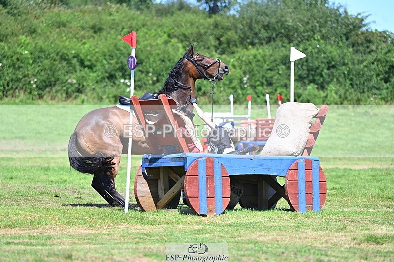 240811A-131044-03744 - 126-