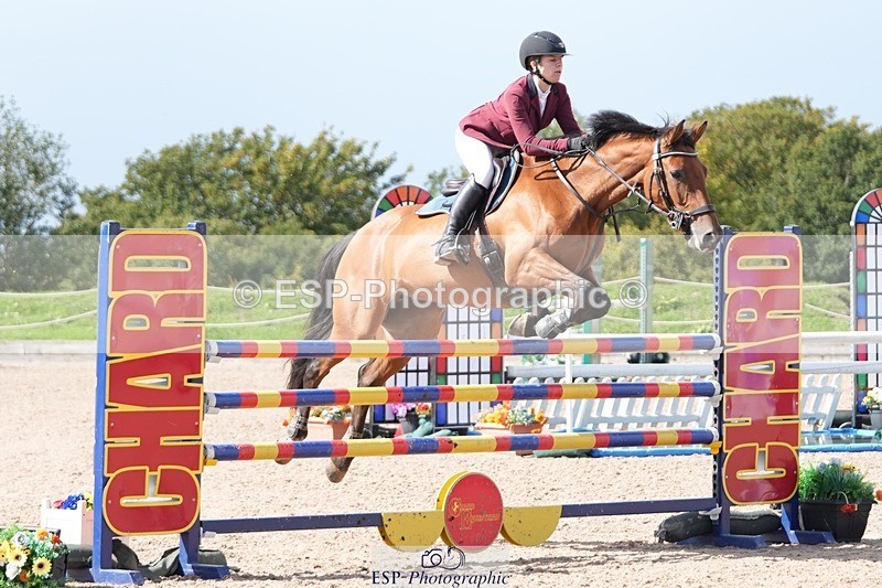 250913-122235-06873 - Cls 15 Snr Foxhunter
