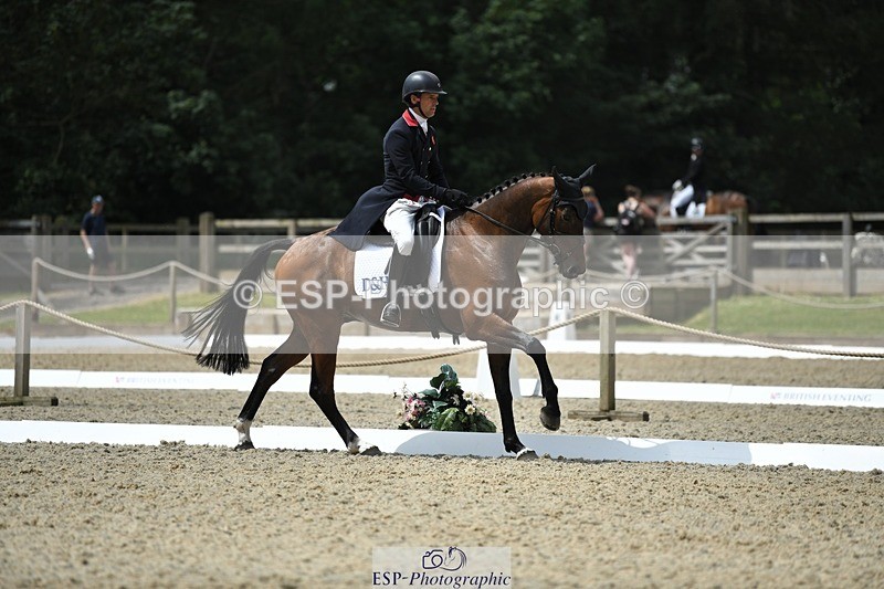 230525-115419-01921 - 104-GALAKIS_DE_L'OCEAN-Harry_Meade-WEDTrotUp+DR