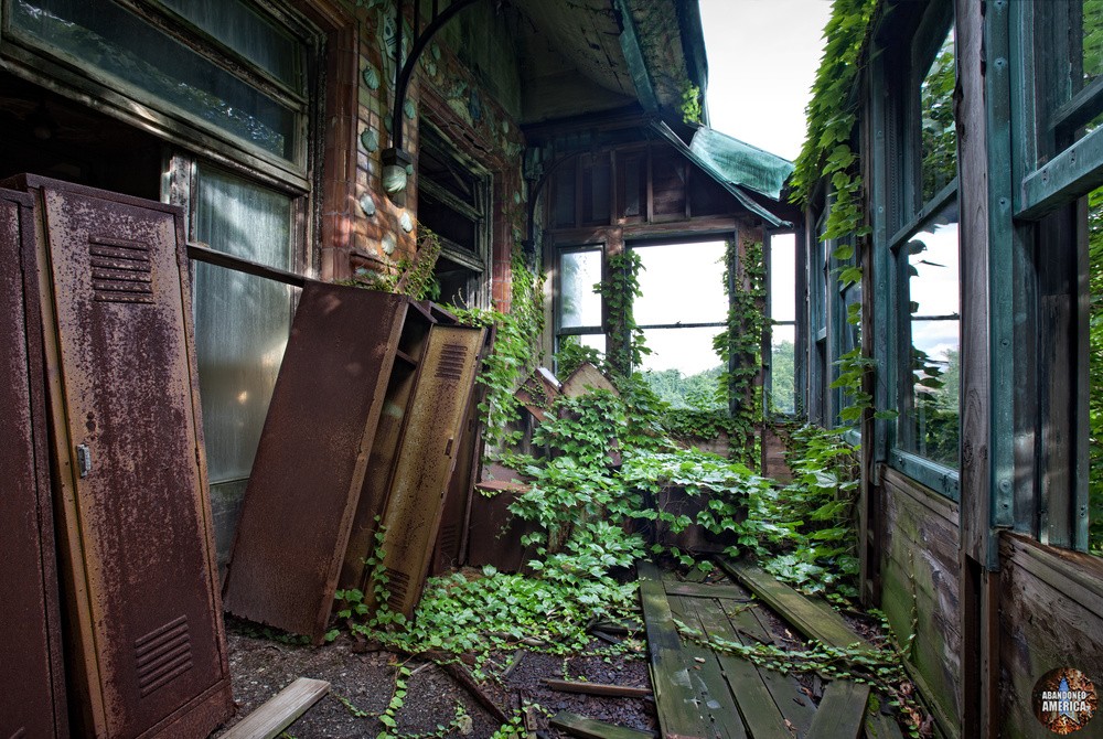 Ocean Vista Tuberculosis Hospital - Photographs by Matthew Christopher Murray's Abandoned America