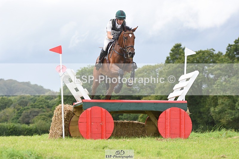 230820X-142300-3518 - BE100 XC 14.00 to 15.00 End