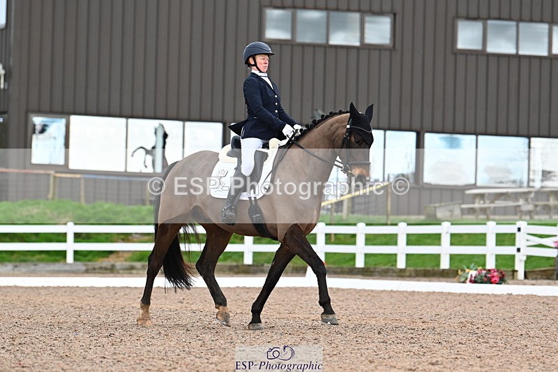 240218A-121912-07252 - 161-Katie.Warner-Active.Nuvalari