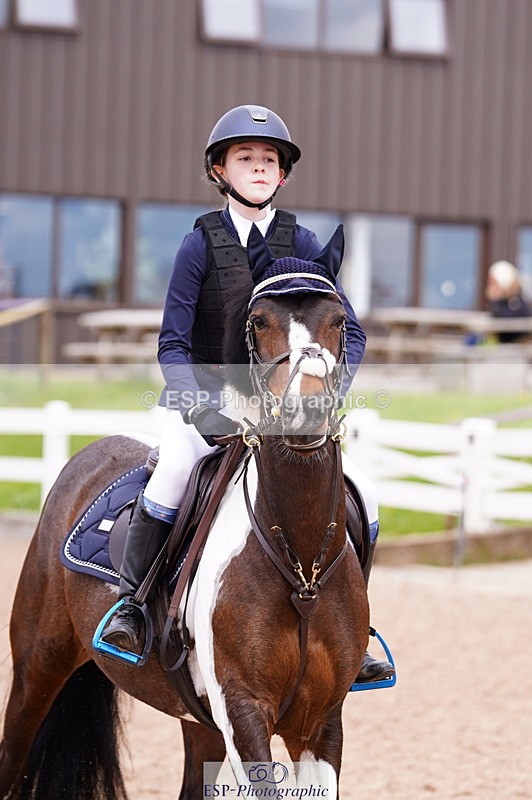 240506A-142244-09504 - Cls 17 Club 60cm