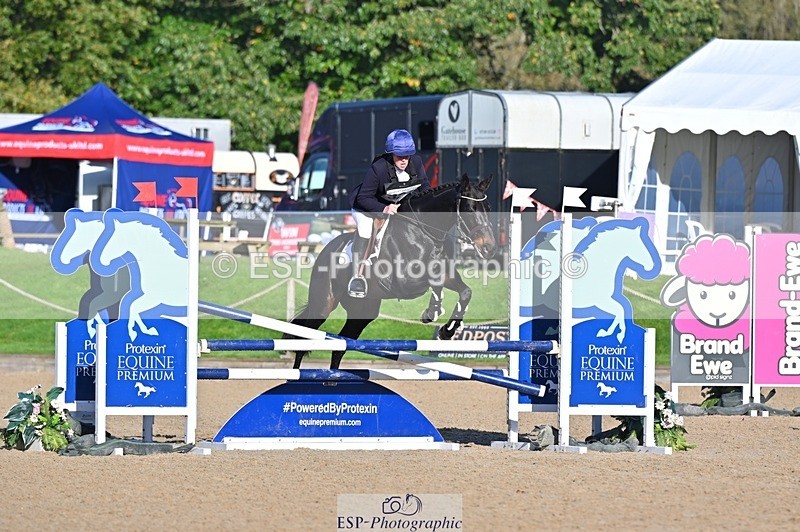 241027-093510-16045 - 329-Lisa.Donner-NOTNOWBABE