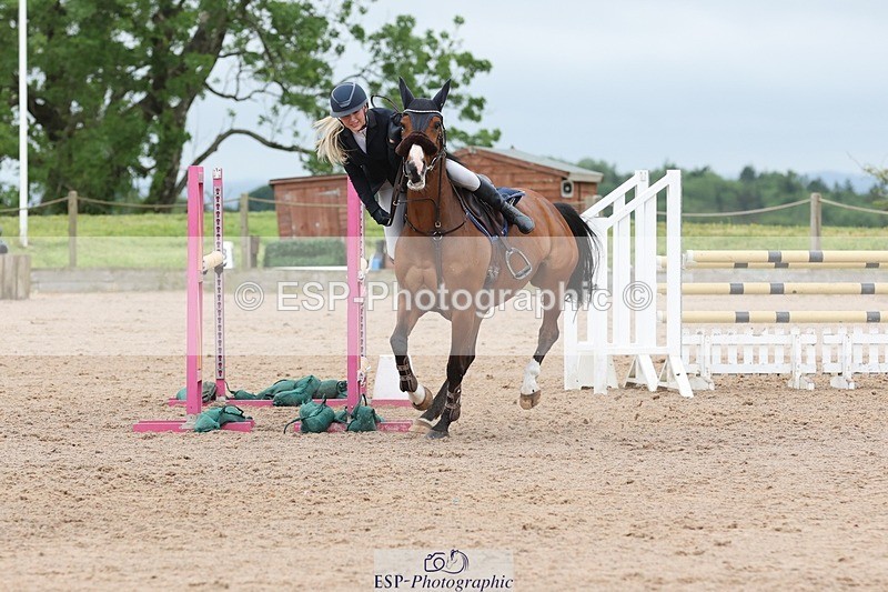 250524-093857-03887 - Cls 13  A&B 1.05m & 1.10m open