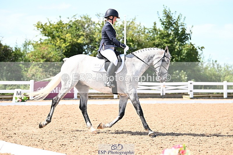 240816A-143823-05458 - 257-Looby.Marsden-RAINBOW.DREAM