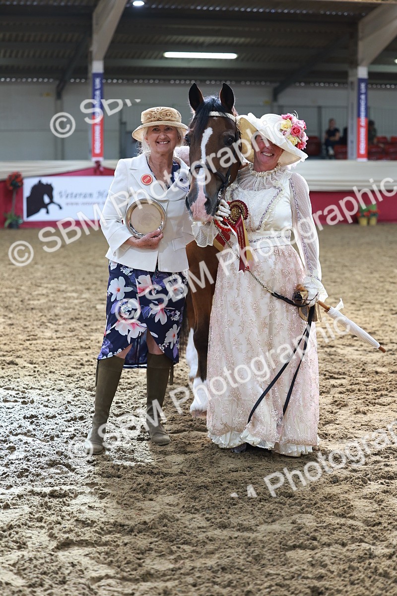 SBM_12129 - Class 103 - IH Costume