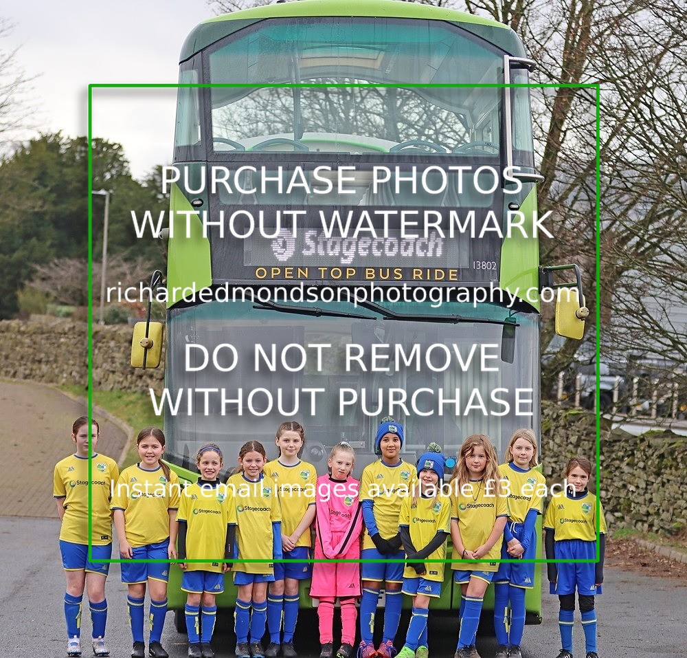 IMG_1312 - Kendal United U10 Girls (Stage Coach Photo Shoot)