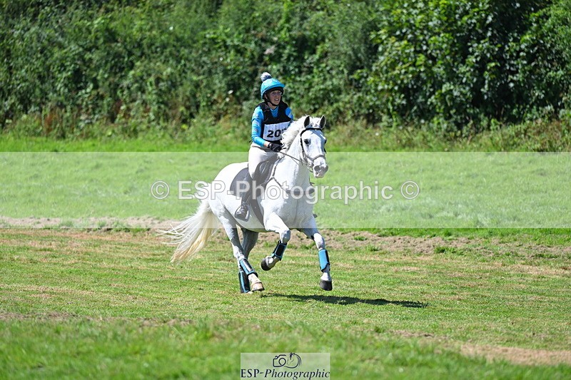 240811A-140213-04734 - 202-