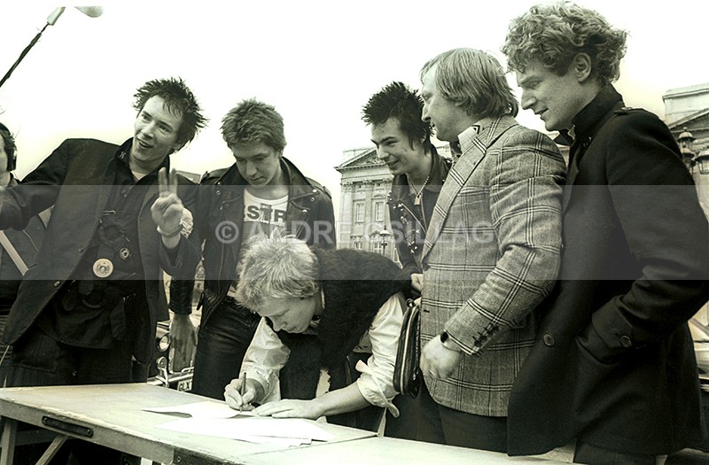 THE SEX PISTOLS - S..