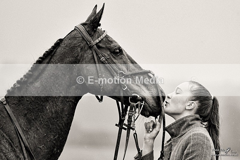 PtP 100324 442bw - Pytchley with Woodland Point-to-Point Guilsborough 10/03/24
