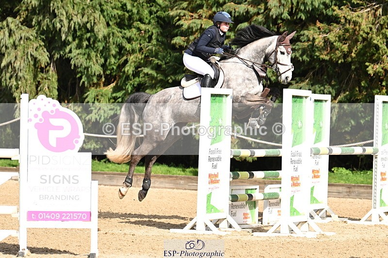 250322A-140211-03112 - Cls 11 Snr Newcomers