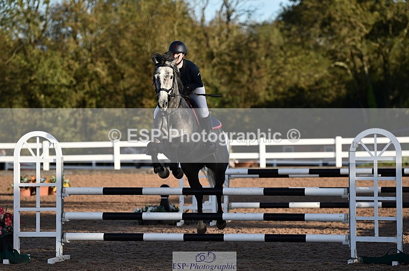 231015A-090946-06626 - Cls 22 British Novice & 90cm Open