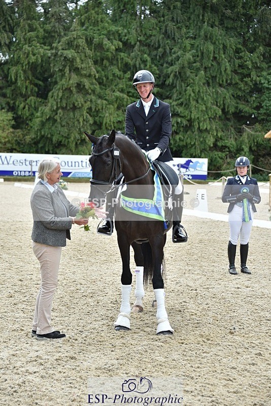 230813-130334-07206 - Elem Silver Presentations