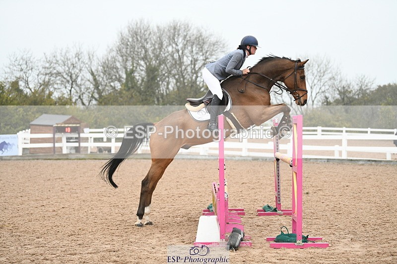 241103A-112415-07783 - SUN Cls 21 Snr Newcomers and 1.10m Open