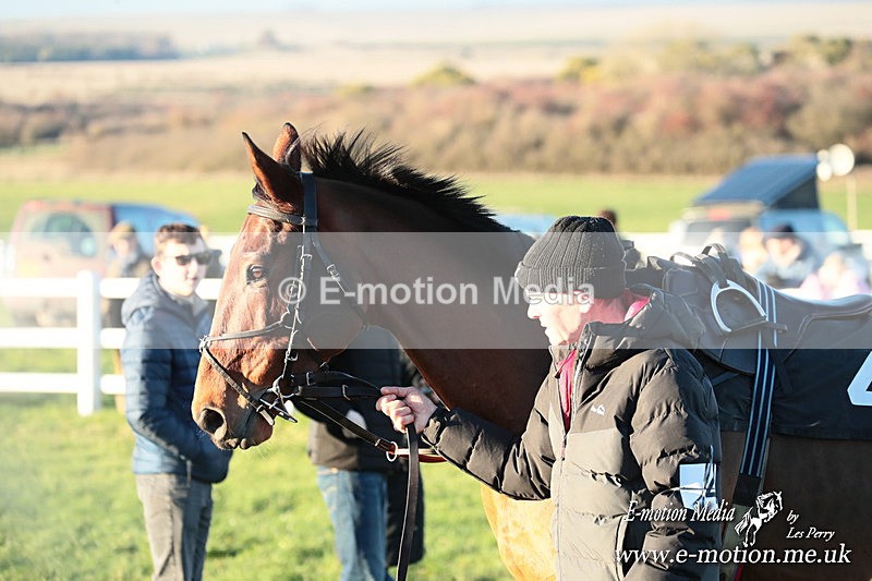 PtP 301125  0843 - Hursley Hambledon Point-to-Point Larkhill Racecourse 30/12/2025