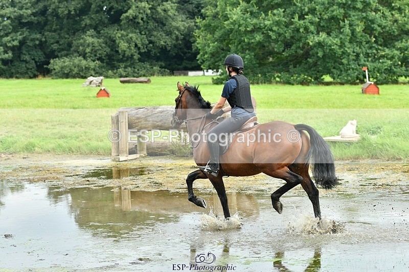 230817-131918-00915 - Theo's 1st Group - XC