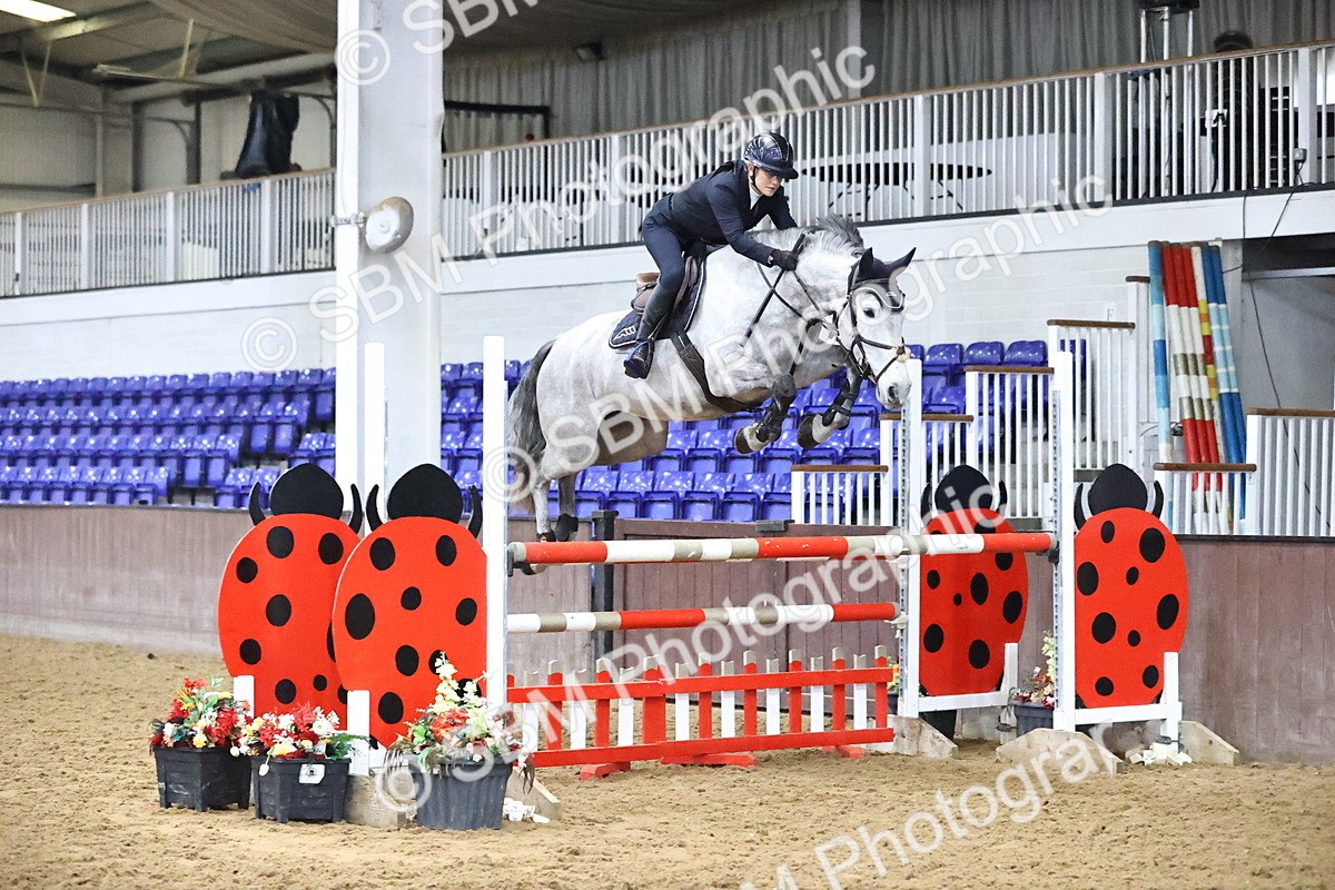 SBM_002338 - Class 11 - Senior Foxhunter - 1.20m
