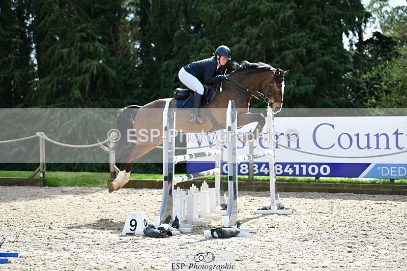 240324-115935-02416 - Cls 9 Snr 1.05m Open