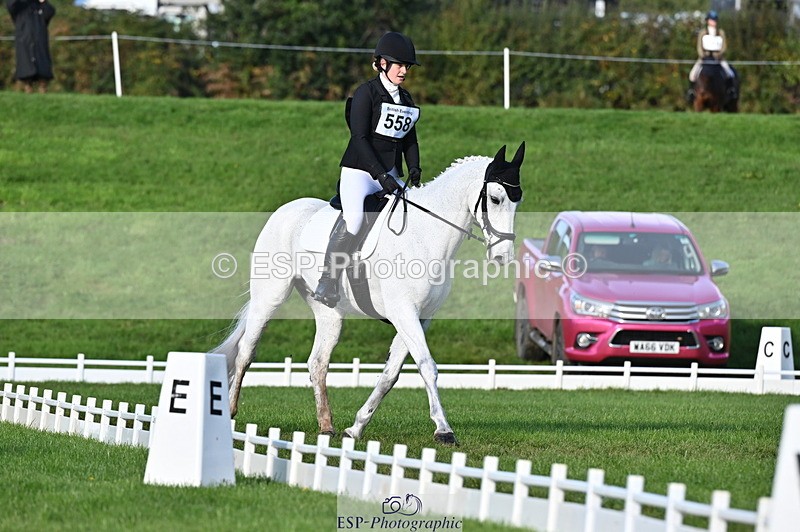 251024A-103722-08387 - G-558-Chloe.Chamulewicz