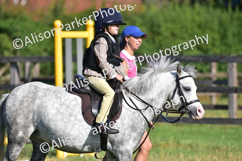 20260906-0496 - Class 6 - Minimus Jumping