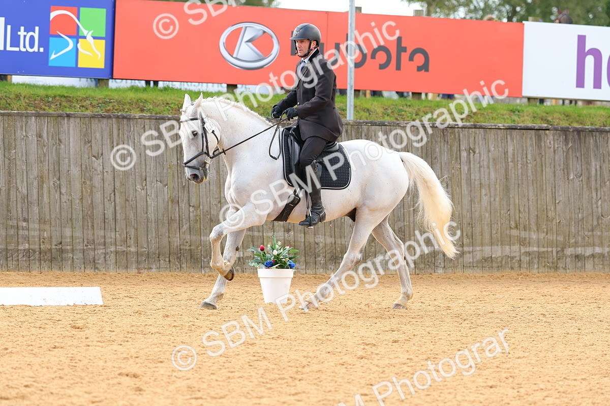 SBM_40869 - D18 - Grand Tour Championship - Novice 34