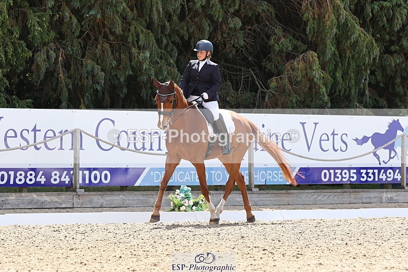 250809A-114140-03228 - 107-Sophie.DickinsonFurst.Ricci