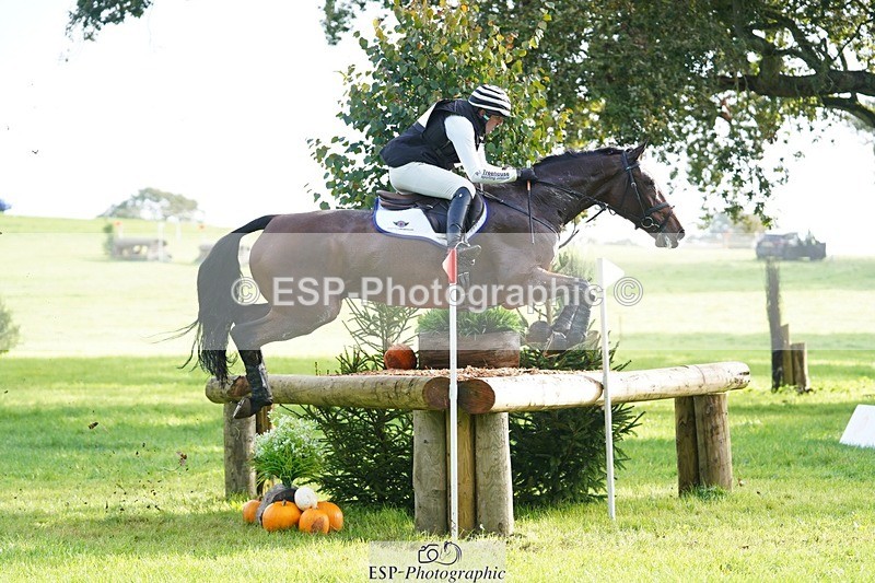 231020-102032-06078 - 008-CECEIA.DE.MUZE-Alan.Nolan-XC