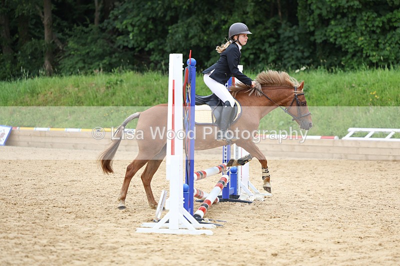 3E7A6646 - Class 10: Junior 60cm