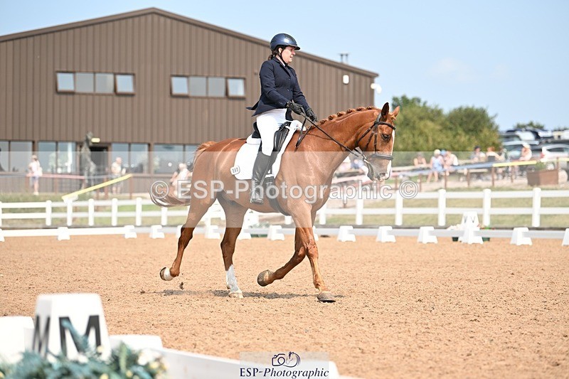 250816-134059-04884 - 080-Elizabeth.StoneZiggy